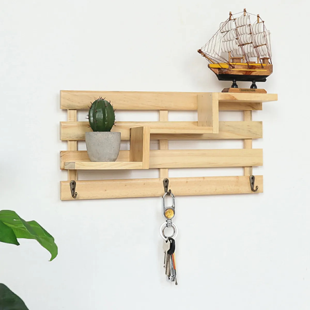 Living Room Wooden Wall Hanging Rack